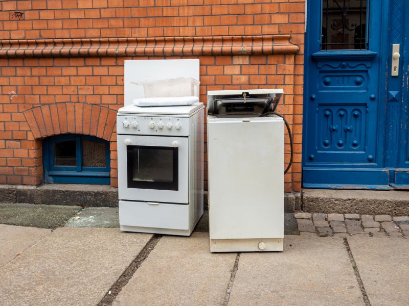 Oven Disposal Service in Charlotte, NC